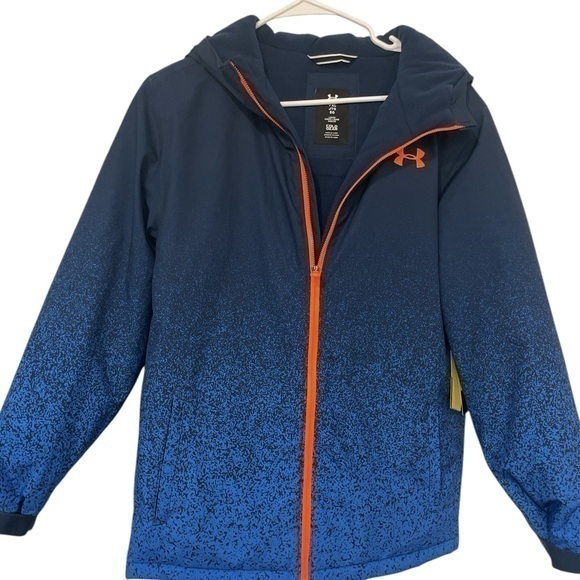 New with  tags Under Armour UA Boys Pronto  hooded Puffer jacket in size YXLg - Picture 1 of 10